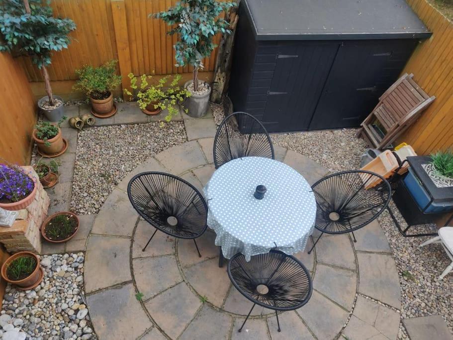 Restful And Cosy 4 Bed Minutes From The Apartment Sandgate